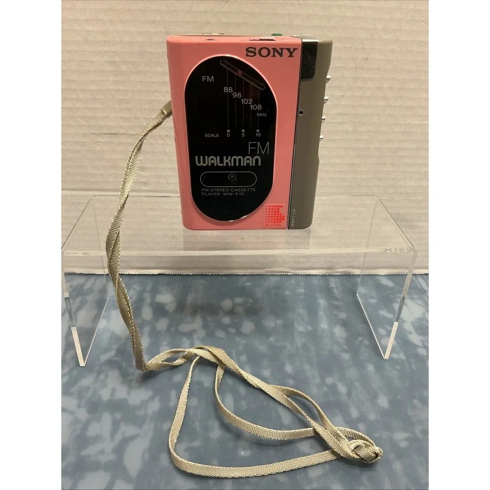 Sony WM-F70 Pink Walkman FM Cassette Player For Parts Or Repair Only Japan